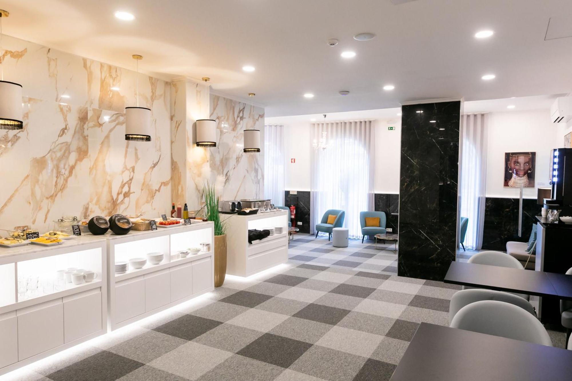85 & By Ridan Lisboa
